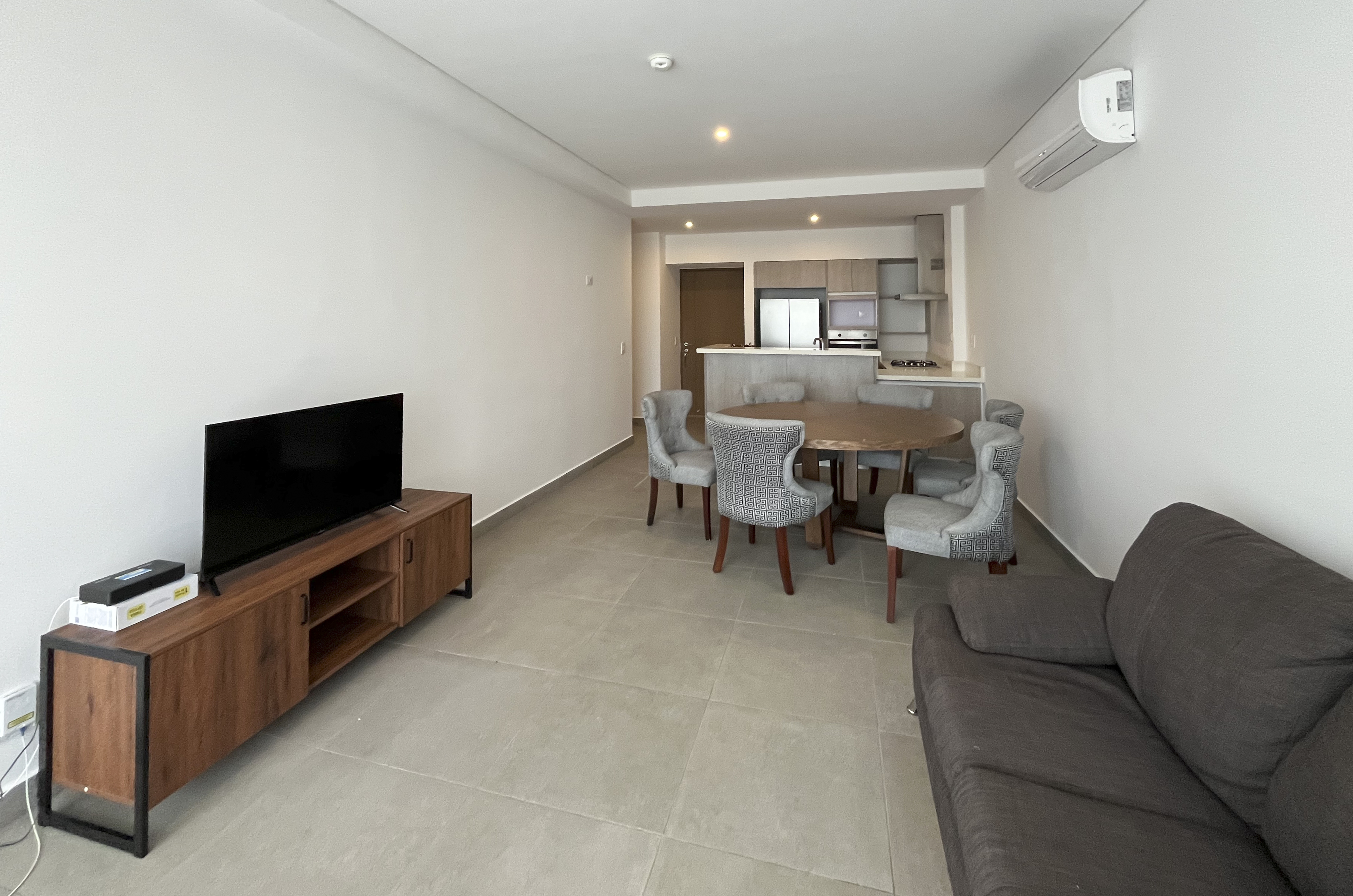 1693-Departamento-en-renta-en-Vía-Montejo-Merida-Torre-Indico-equipado-amueblado (17).jpg